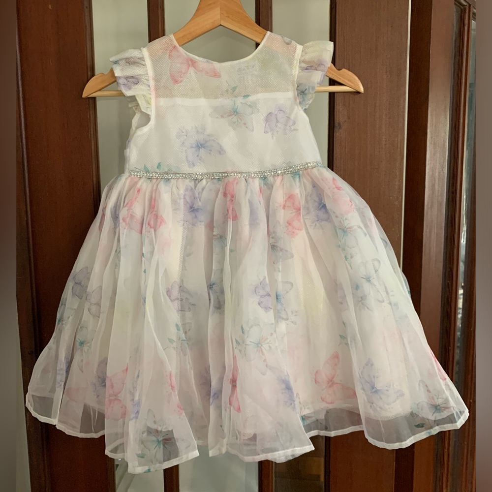 Blueberi Boulevard elegant white dress with soft pastel butterfly print size 5